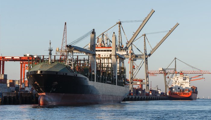 La previsión de aranceles de EEUU impulsó el comercio internacional de mercancías un 5,3% interanual en el primer trimestre